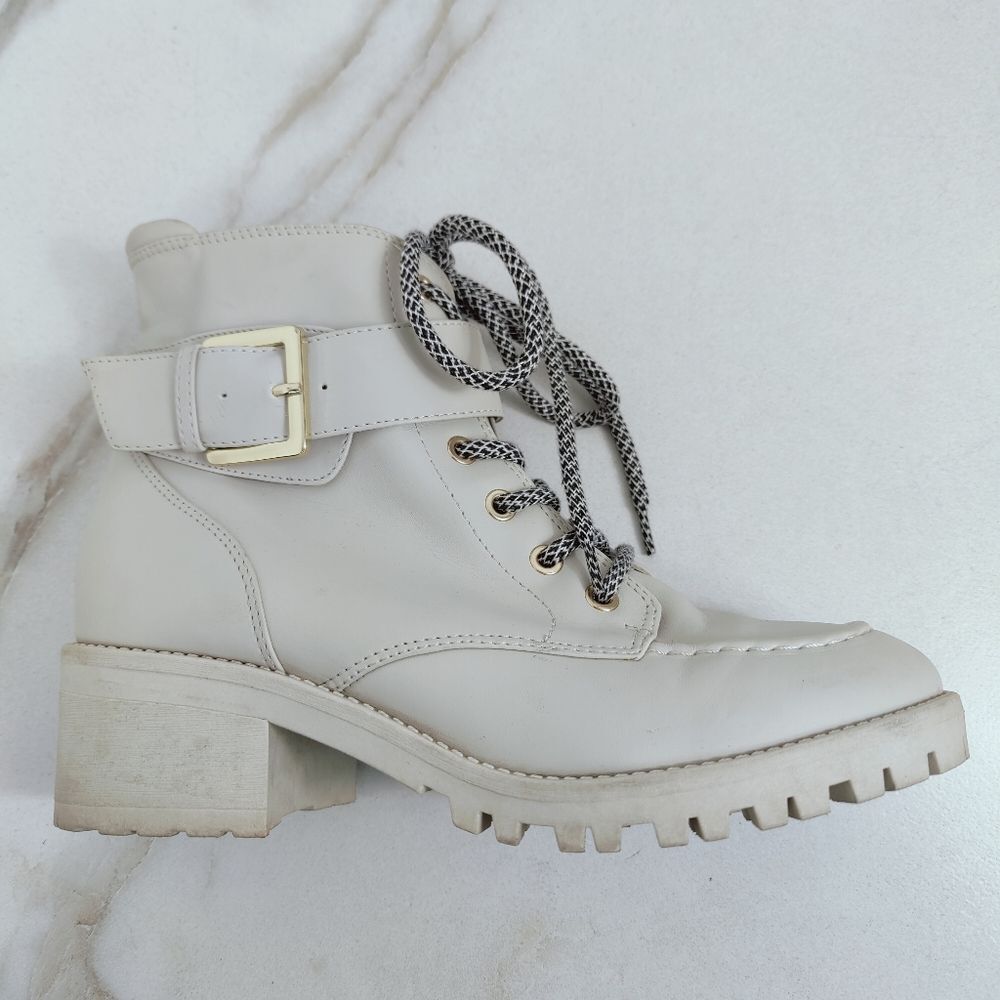 Indigo Rd. Eliana Beige Faux Leather Chunky Combat Boots, Sz 8